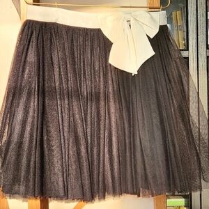 Forever 21 Black Tulle Skirt w/White Waist and Bow Size Medium from 2011